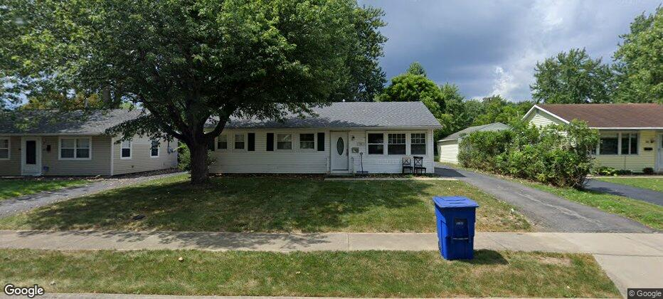 49 Richards Dr